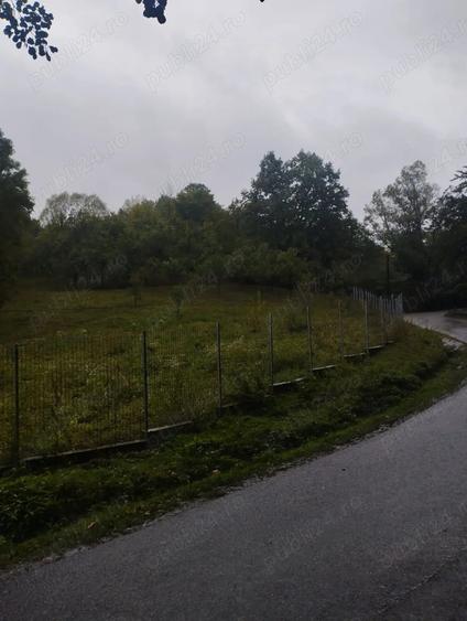 Teren de 6385.6 mp, în Berislăvești