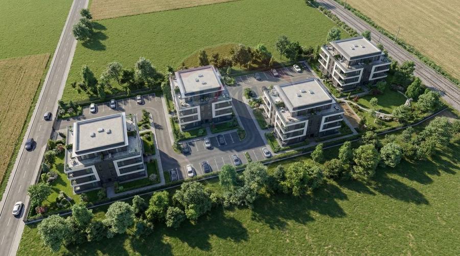 Teren Construcții intravilan de 8305 mp, în Micălaca