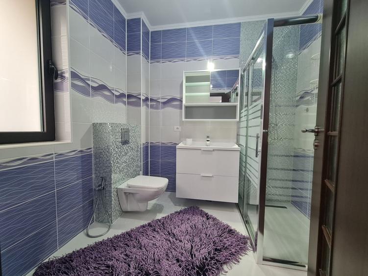 Apartament cu 4 camere decomandat în Herăstrău