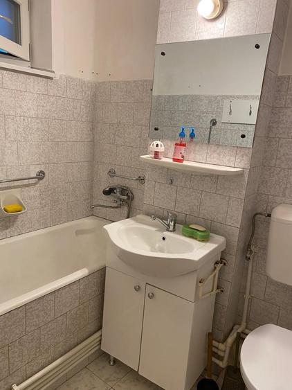 Apartament cu 3 camere decomandat în George Enescu