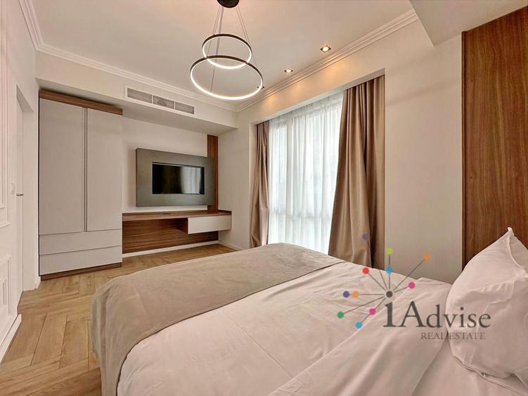 Apartament cu 3 camere decomandat, mobilat în Central