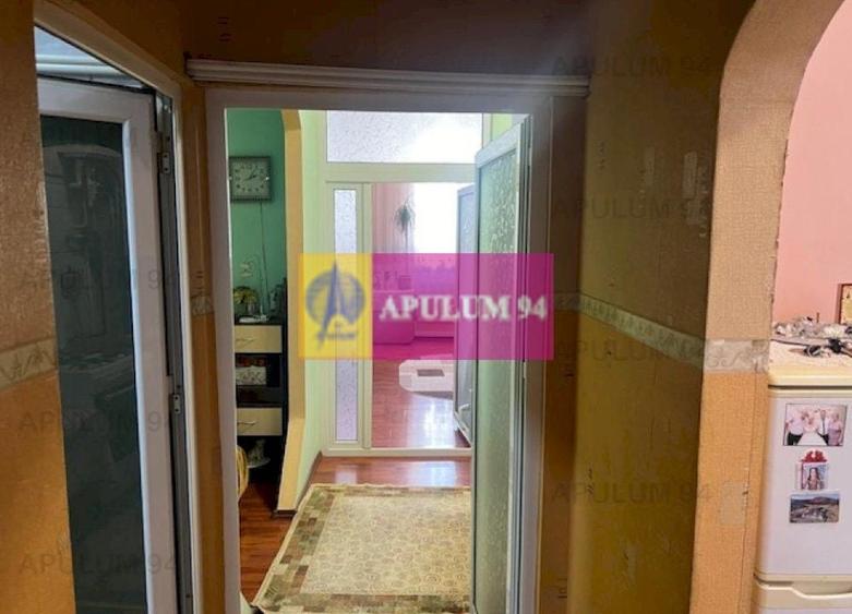 Apartament cu 2 camere semidecomandat în Universitate