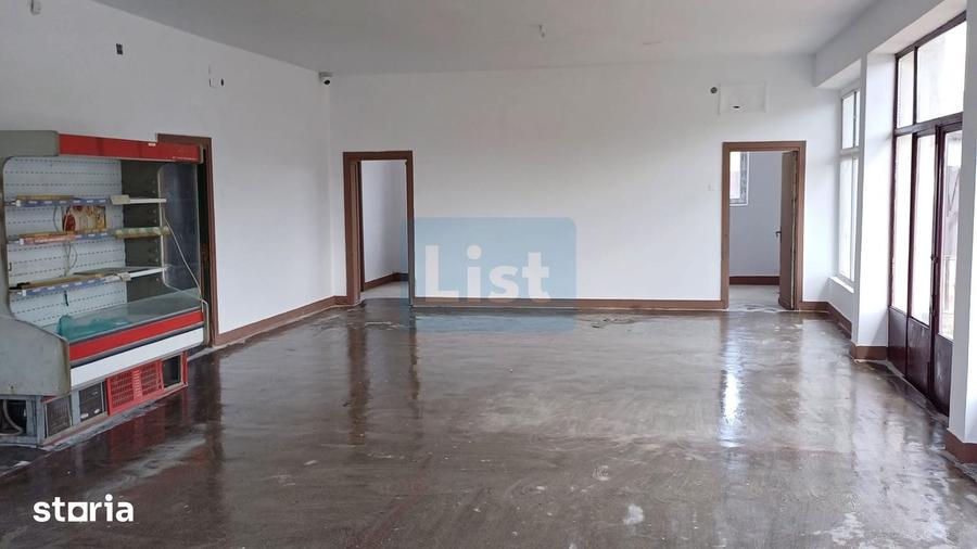 Spațiu comercial, de 337.82 mp, în Nord