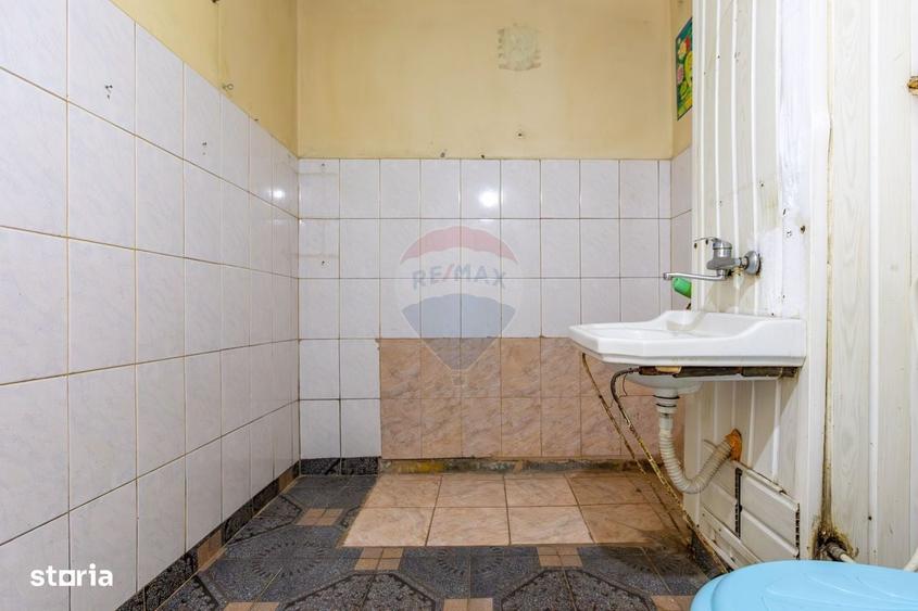 Apartament cu 3 camere decomandat în Letea
