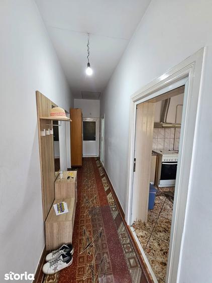 Casă cu 3 camere cu Teren 500 Mp în Central