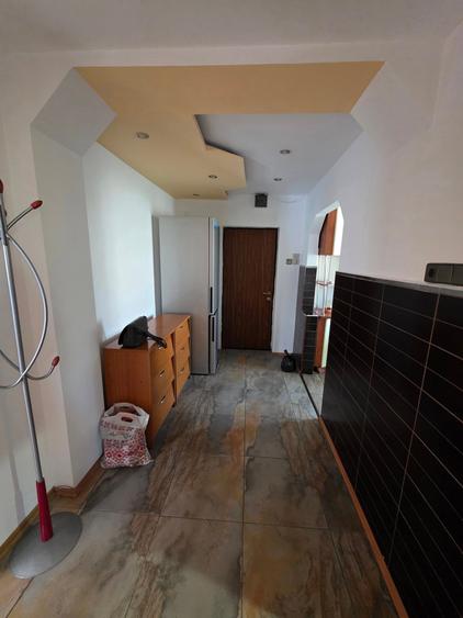 Apartament cu 2 camere decomandat în Zamfirescu