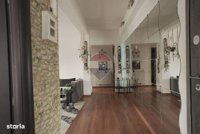 Apartament cu 3 camere în Postăvari