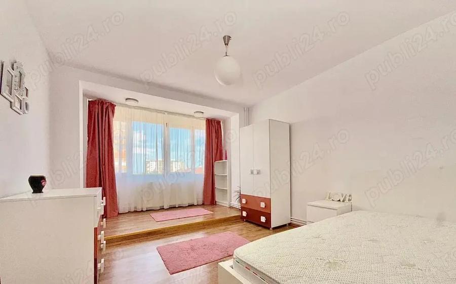 Apartament cu 2 camere decomandat în Podgoria