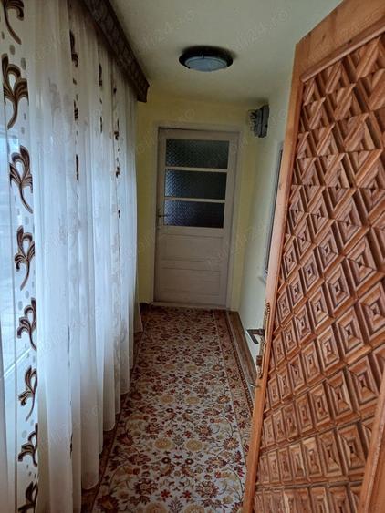 Casă cu 6 camere cu Teren 2803 Mp în Buciumeni