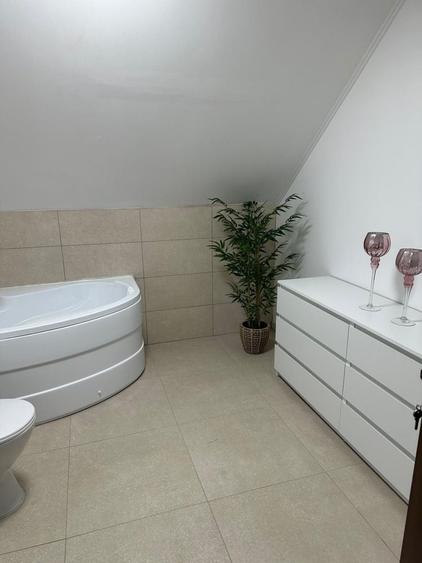 Casă cu 2 camere cu Teren 200 Mp în Exterior Vest