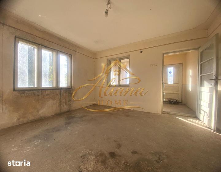 Casă cu 3 camere cu Teren 1000 Mp în Ulmi