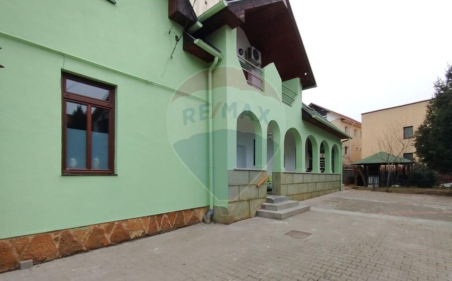 Birou, de 90 mp, în Plopilor