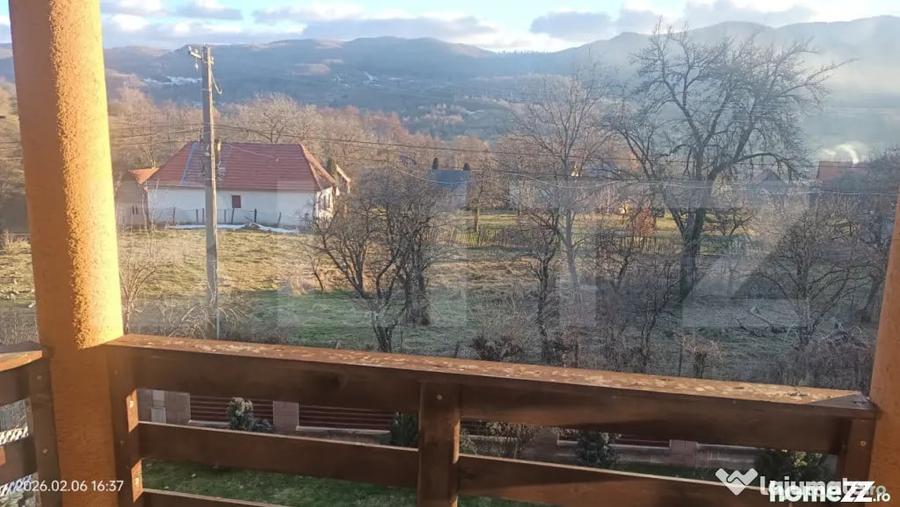 Casă cu 5 camere cu Teren 800 Mp în Central