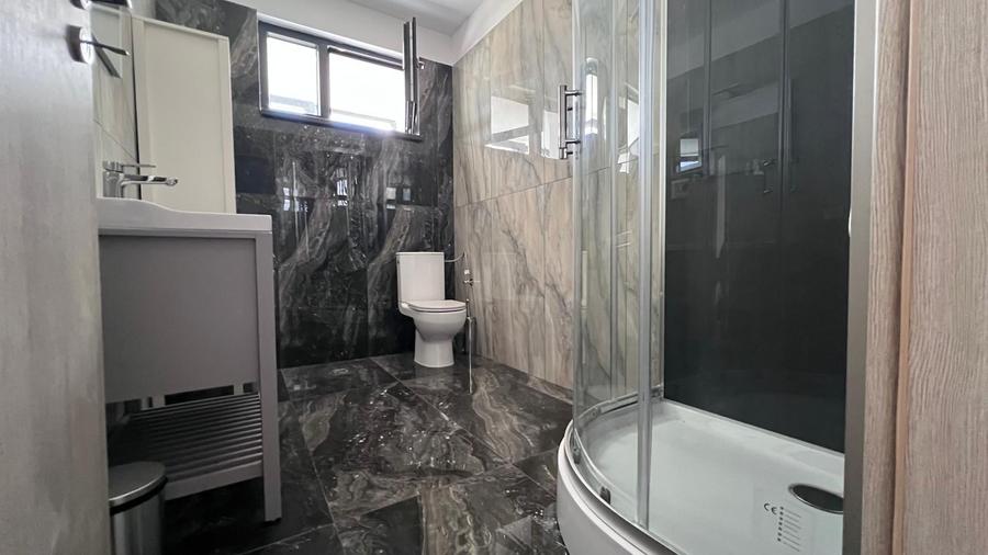 Apartament cu 4 camere decomandat în Bragadiru
