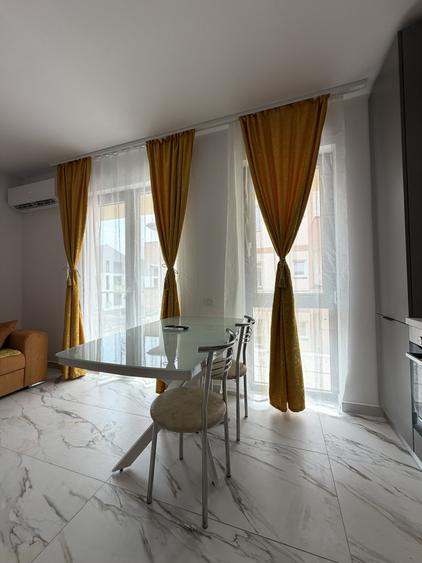 Apartament cu 2 camere decomandat în Giroc