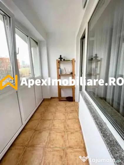 Apartament cu 2 camere decomandat, mobilat în Central