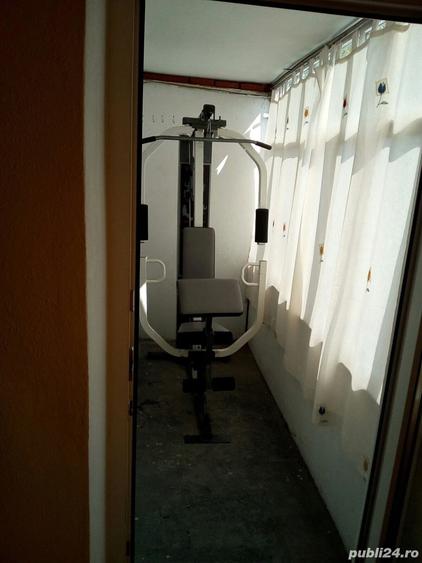 Apartament cu 2 camere decomandat în Ștei