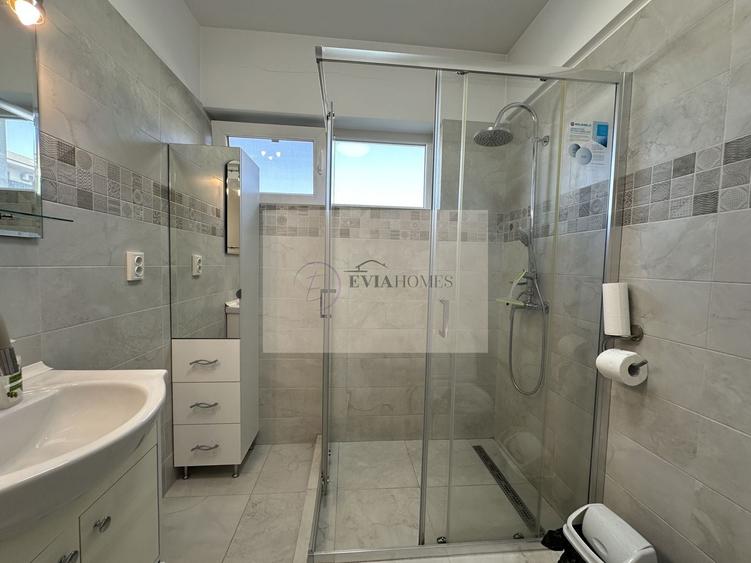 Apartament cu 4 camere decomandat, mobilat în Mărăști
