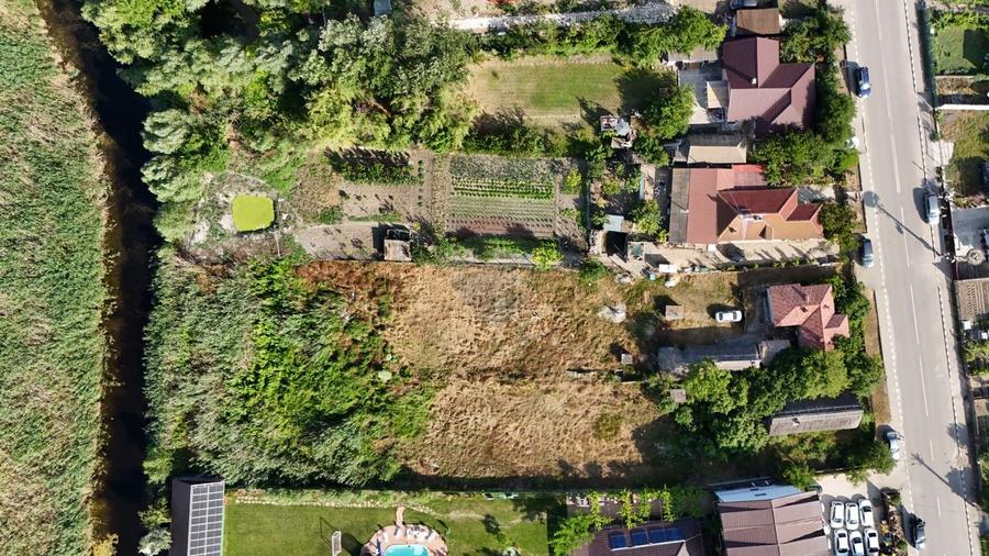 Teren Construcții intravilan de 1632 mp, în Murighiol