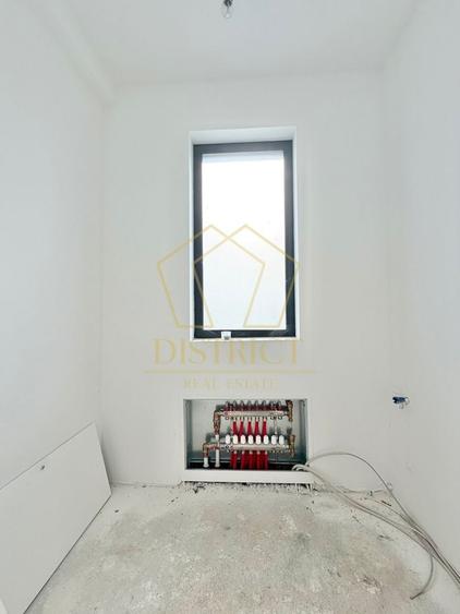 Duplex cu 4 camere cu Canalizare în Giroc