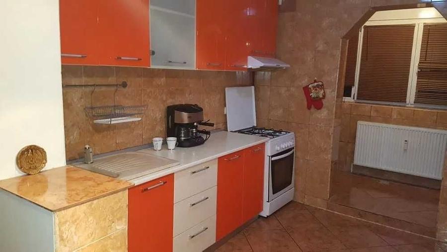 Apartament cu 2 camere decomandat în Berceni