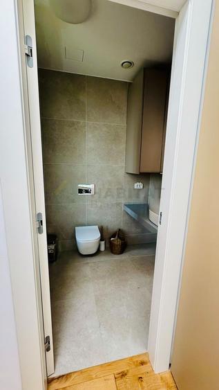 Casă individuală cu 4 camere cu Canalizare în Tunari