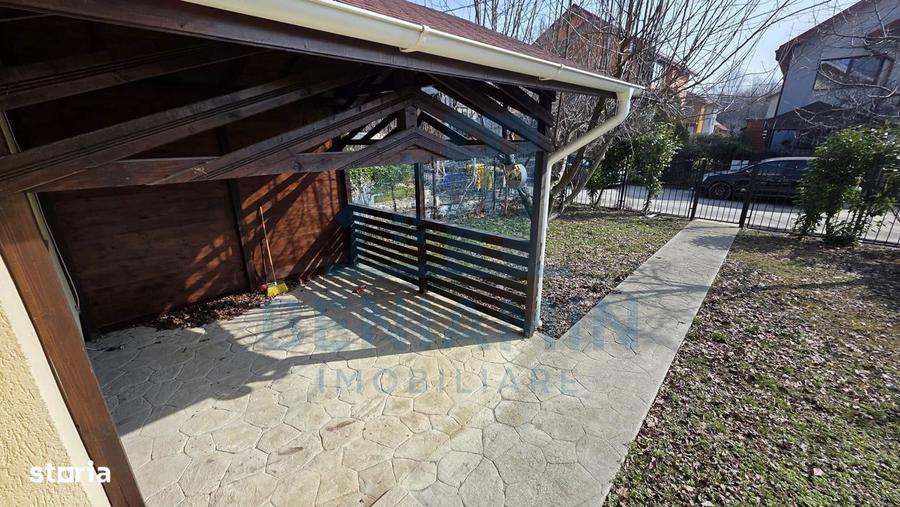Casă cu 5 camere cu Teren 334 Mp în Central