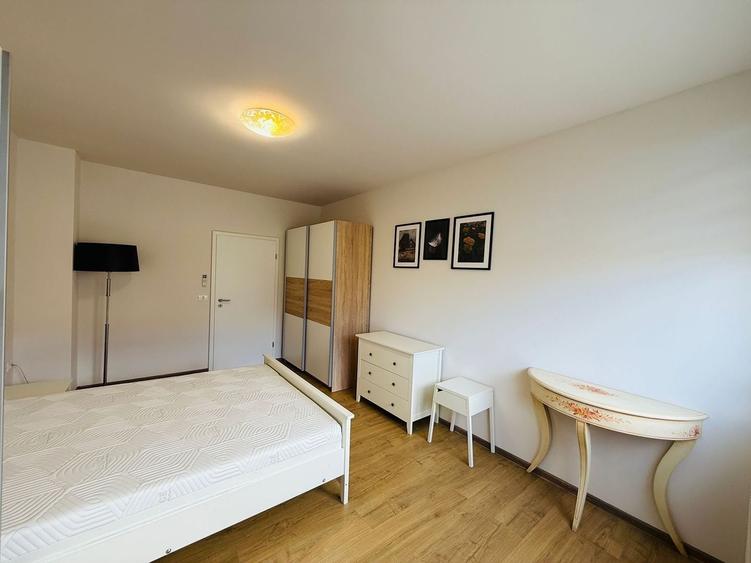 Apartament cu 2 camere semidecomandat în Giroc