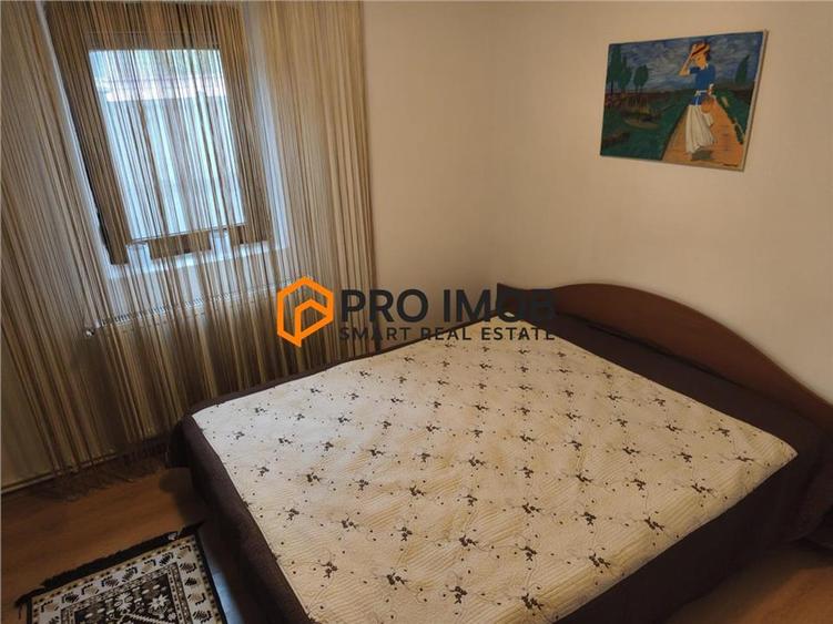 Casă individuală cu 4 camere cu Canalizare în Stâlpu