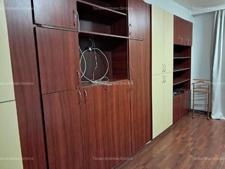Apartament cu 3 camere decomandat, mobilat în Herăstrău