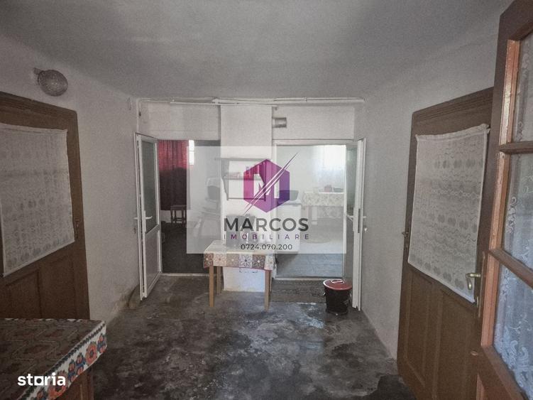 Casă cu 4 camere în Muncitoresc
