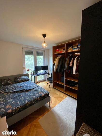 Apartament cu 4 camere în Titan