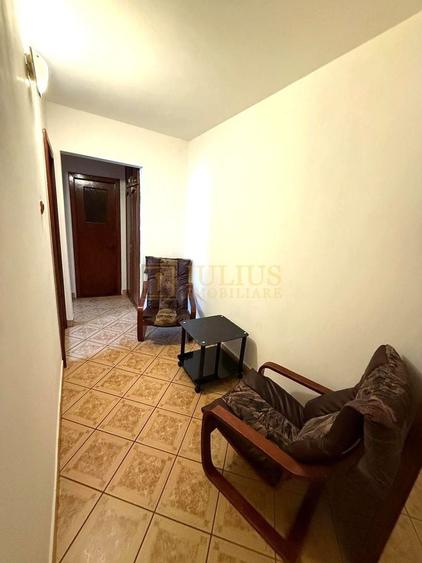 Apartament cu 3 camere decomandat, mobilat în Girocului