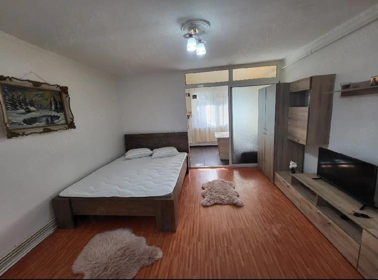 Garsonieră decomandată în Zahana