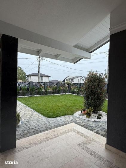 Casă cu 4 camere cu Teren 369 Mp în Blejoi