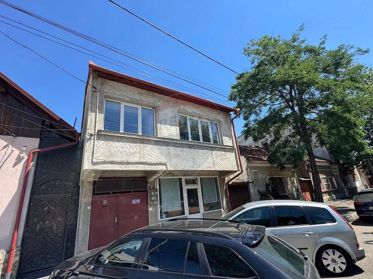 Casă cu 3 camere cu Teren 60 Mp în Central