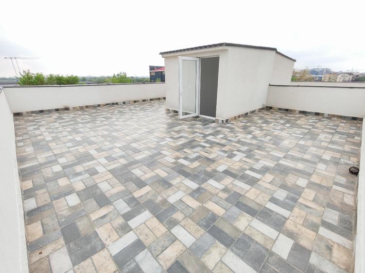 Duplex cu 4 camere cu Teren 170 Mp în Central