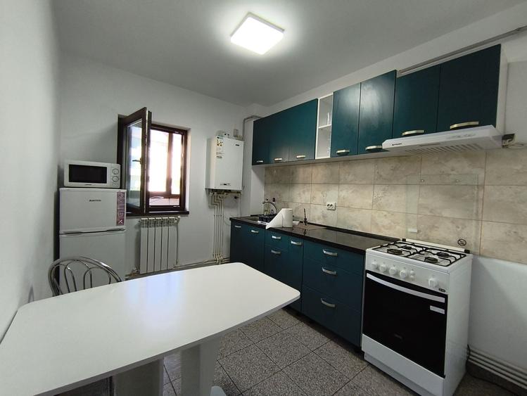 Apartament cu o camera decomandat in Pacurari - 14