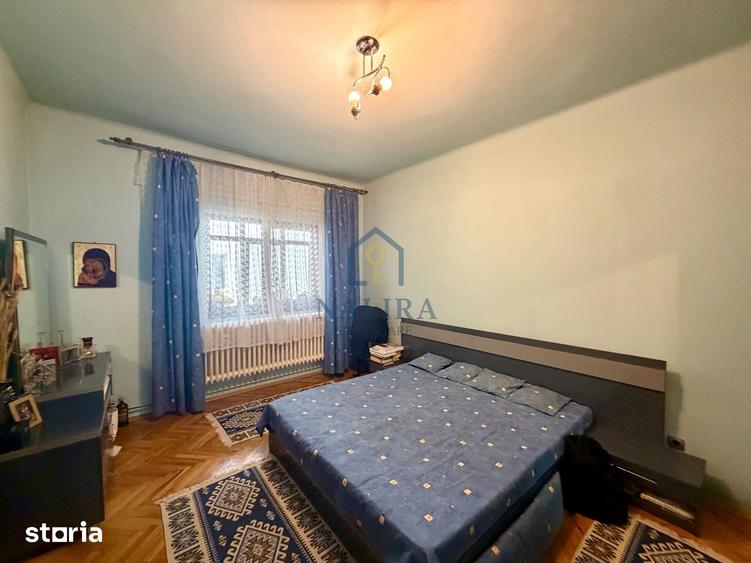Casă cu 3 camere cu Teren 328 Mp în Central