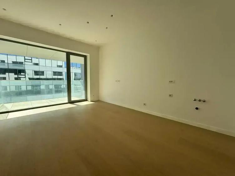 Apartament cu 2 camere decomandat în Aviației