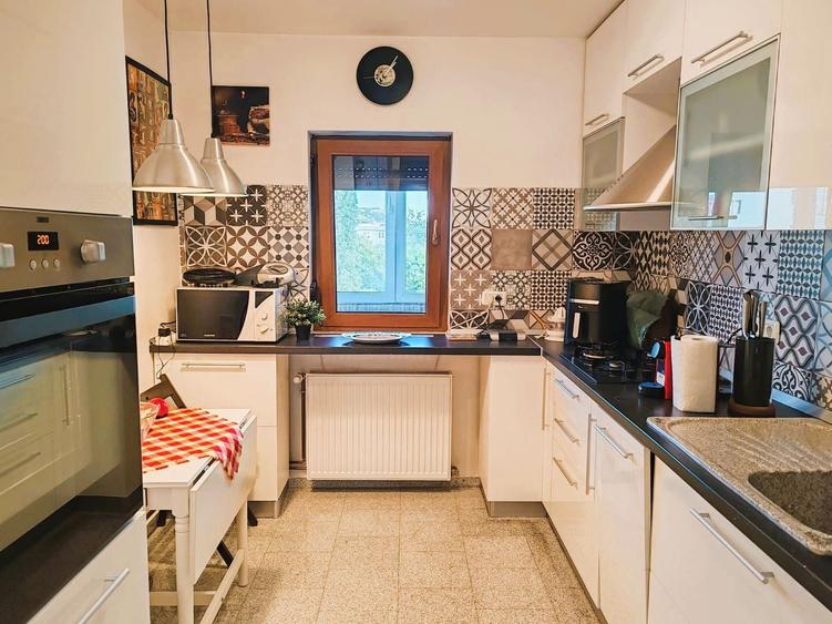 Apartament cu 2 camere decomandat în Băneasa
