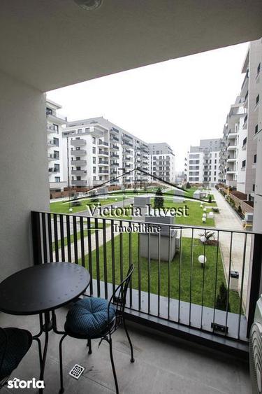 Apartament cu 3 camere, mobilat în Grivița