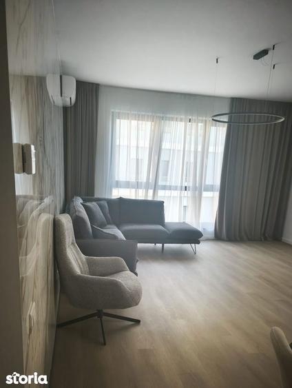 Apartament cu 4 camere în Berceni