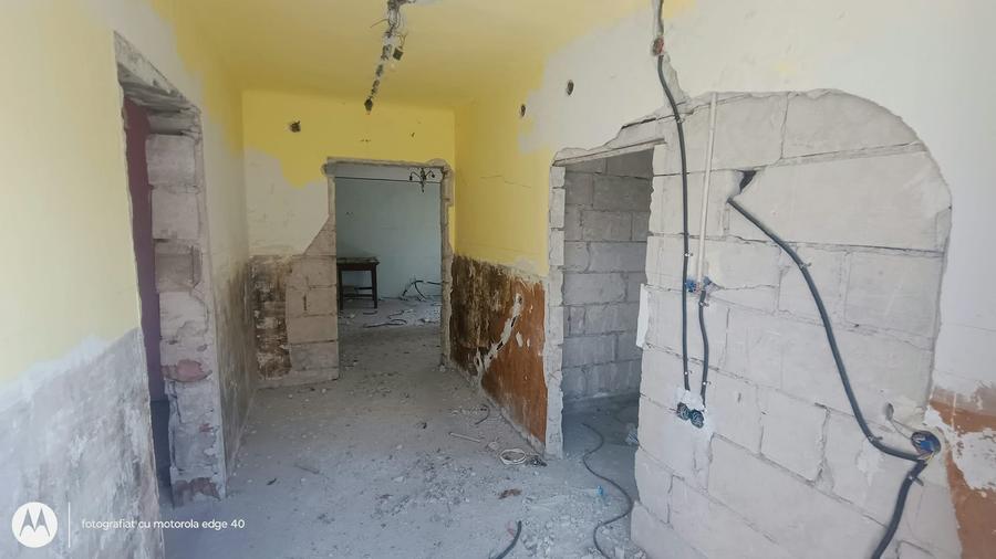 Casă cu 5 camere cu Teren 700 Mp în Gării