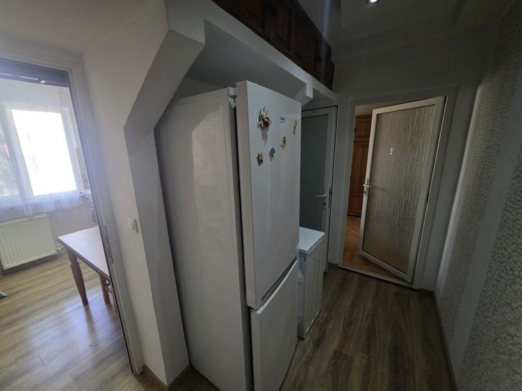 Apartament cu 2 camere semidecomandat în Găvana