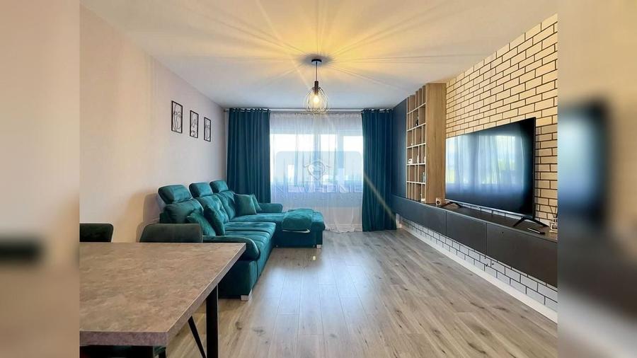 Apartament cu 2 camere semidecomandat, mobilat în Sopor