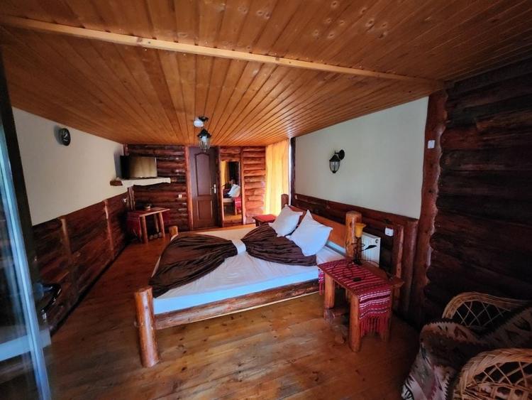 Spațiu comercial, în Pucheni (Moroeni)