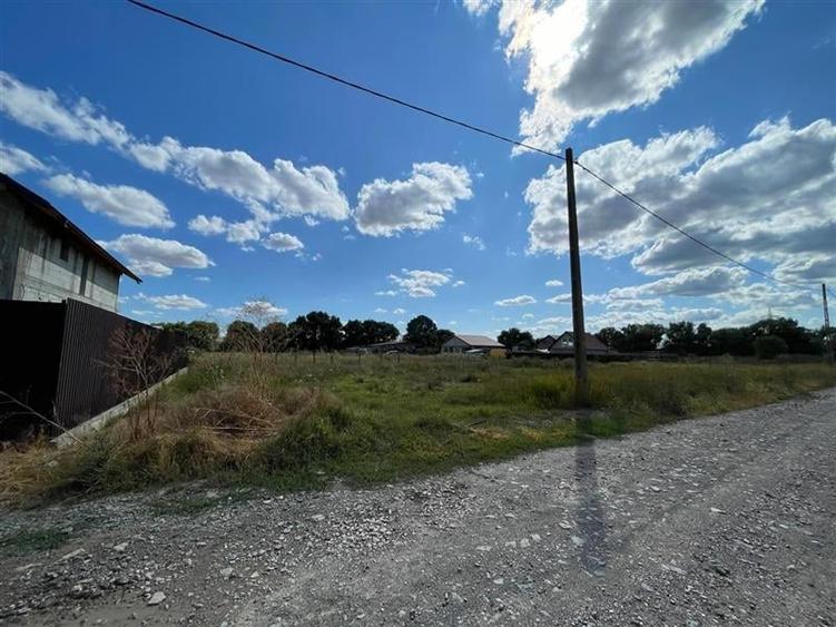 Teren Construcții intravilan de 400 mp, în Orizontului