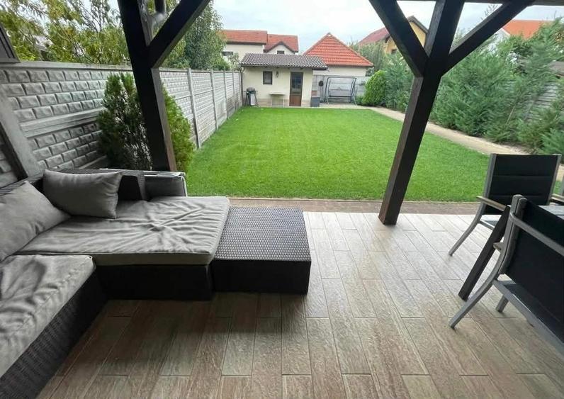 Apartament cu 4 camere decomandat în Moșnița Nouă