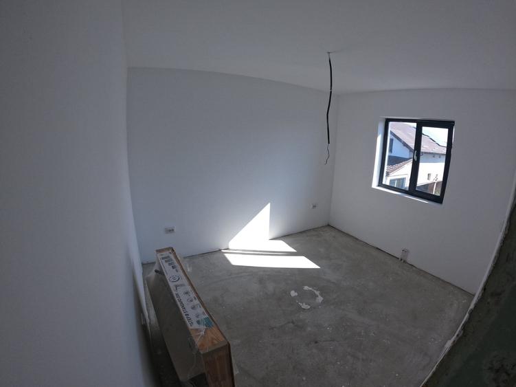 Casă individuală cu 3 camere cu Canalizare în Semicentral